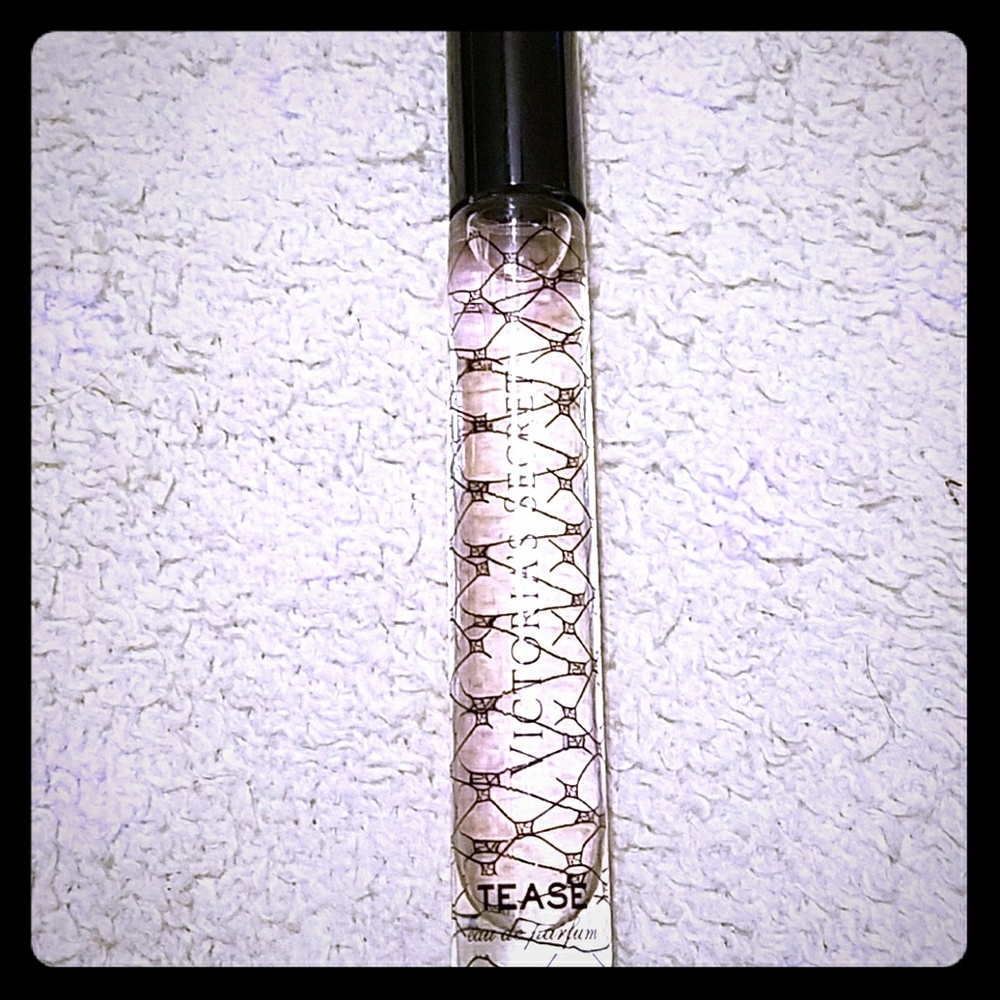 Victoria's Secret Tease Rollerball NEW